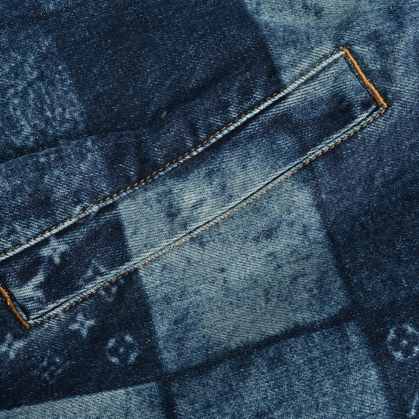 Louis Vuitton/Louis Vuitton burnt letter checkerboard denim jacket